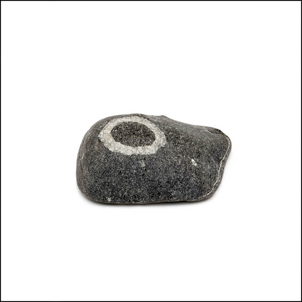 Pebble - uneven shape, cool grey, single white circle