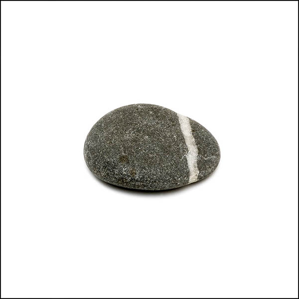 Pebble - oval, cool grey, single white vertical stripe