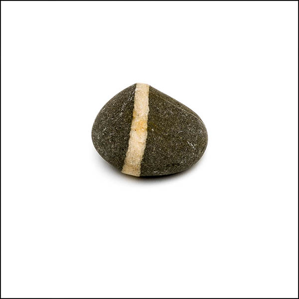 Pebble - teardrop shape, warm grey, single white vertical stripe