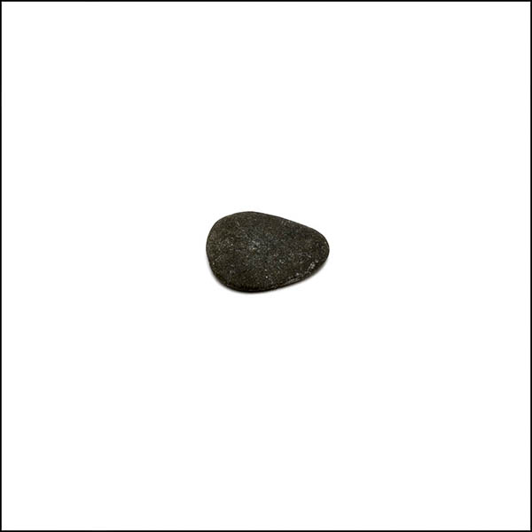 Pebble - tapered oval, black