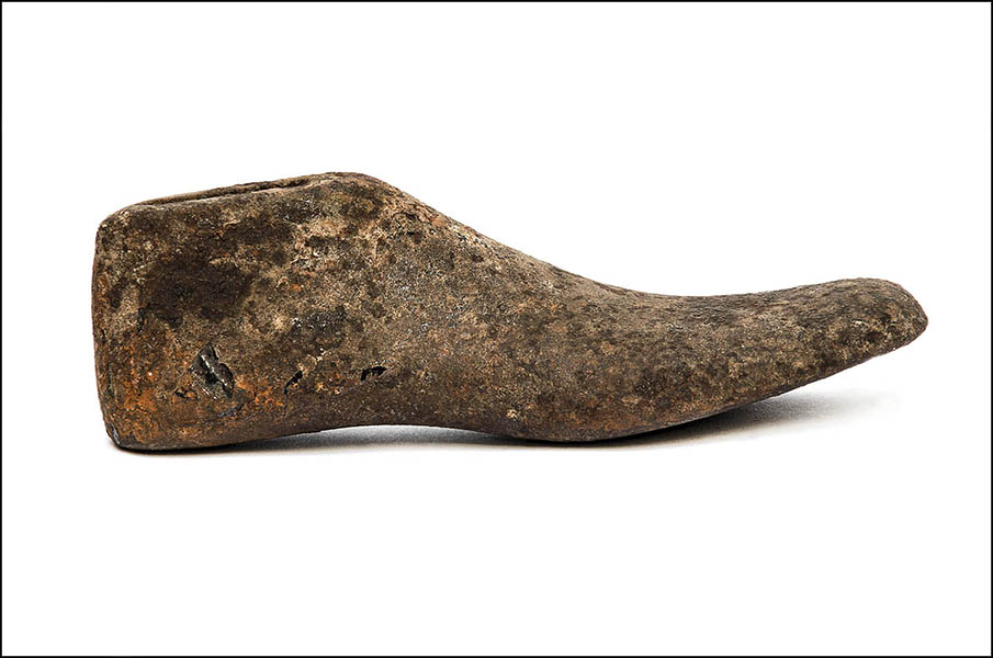 Shoe Last - Cobblers cast iron form - rusted antique