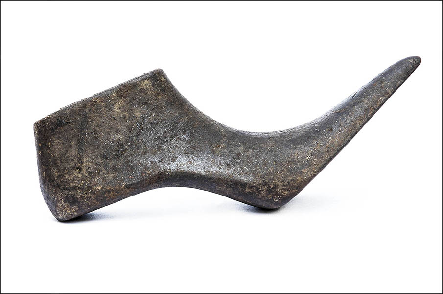 Shoe Last - Cobblers cast iron pointed toe form - antique